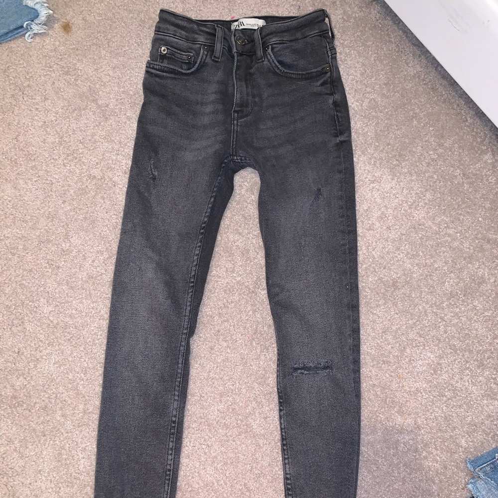 Distressed Zara high rise skinny jeans